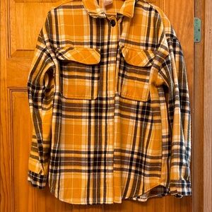 No Boundaries Yellow and Black Plaid Shirt
